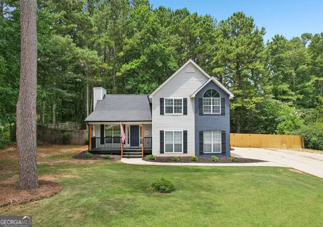1st image of 125 Bradford Station Dr, Sharpsburg, GA 30277 | MLS# 10812756