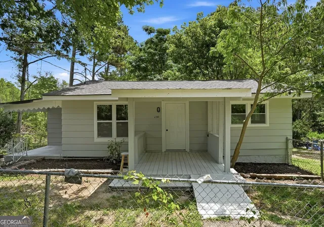 Photo 2 of Single family home for sale at 6140 Nichols Dr, Union City, GA 30291 | MLS# 10804458 | Listing updated on 2026-09-09