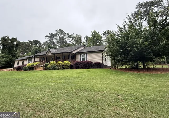 3rd image of 2526 Hancock Rd, Social Circle, GA 30025 | MLS# 10778560