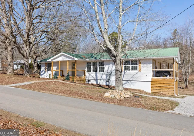 Photo 3 of Sale Pending at 120 Dennis Road, Trenton, GA 30752 | MLS# 10833125 | Listing updated on 2026-09-10