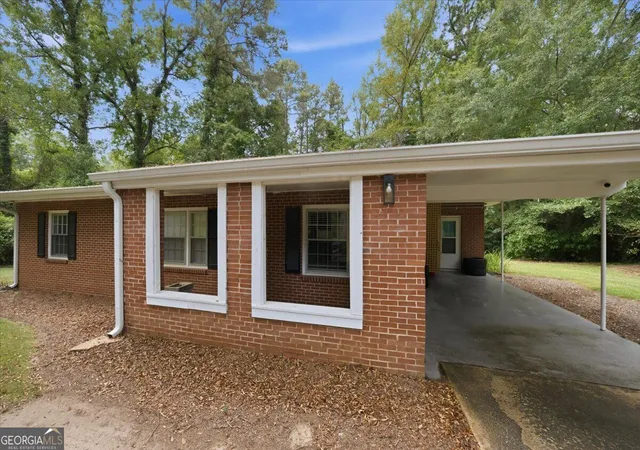 Photo 2 of Sale Pending at 1500 Wesleyan Dr, Macon, GA 31210 | MLS# 10834011 | Listing updated on 2026-09-04