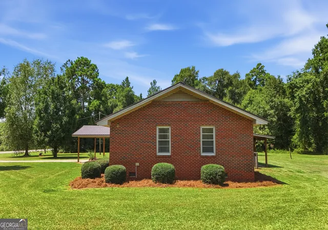 Photo 4 of Single family home for sale at 420 W Ashley St, Rebecca, GA 31783 | MLS# 10809046 | Listing updated on 2026-09-26