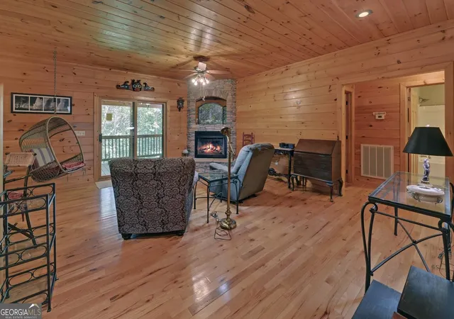 Photo 3 of Single family home for sale at 803 Brookhaven Ln, Blue Ridge, GA 30513 | MLS# 10836265 | Listing updated on 2026-09-14