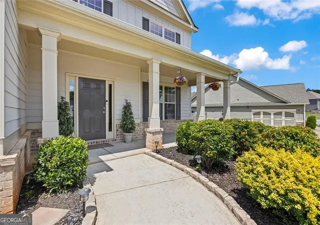 Photo 3 of Single family home for sale at 1515 Highland Creek Dr, Monroe, GA 30656 | MLS# 10826694 | Listing updated on 2026-10-06