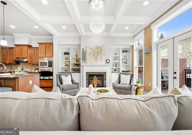 Photo 4 of Townhouse for sale at 1004 River Vista Dr, Atlanta, GA 30339 | MLS# 10819523 | Listing updated on 2026-10-02