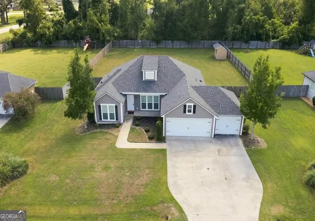 Photo 3 of Single family home for sale at 7 Colt Dr, Lakeland, GA 31635 | MLS# 10831257 | Listing updated on 2026-08-30
