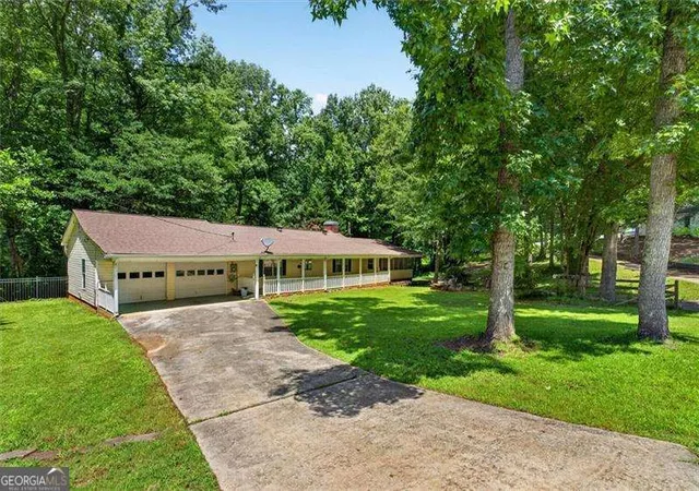 4th image of 62 Chestnut Path, Dallas, GA 30132 | MLS# 10811505