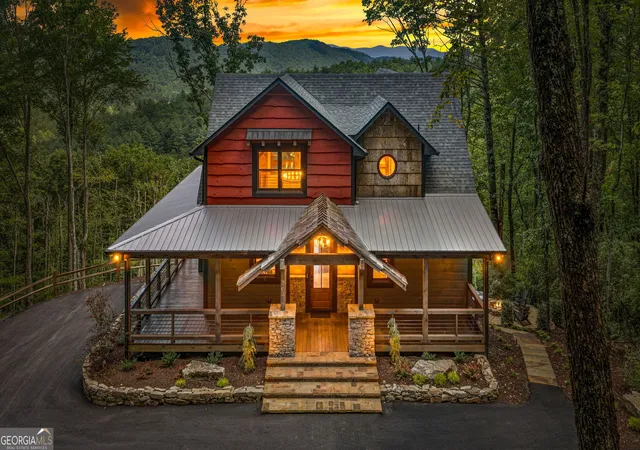 Photo 2 of Single family home for sale at 363 Griffith Parkway, Blue Ridge, GA 30513 | MLS# 10834246 | Listing updated on 2026-09-18
