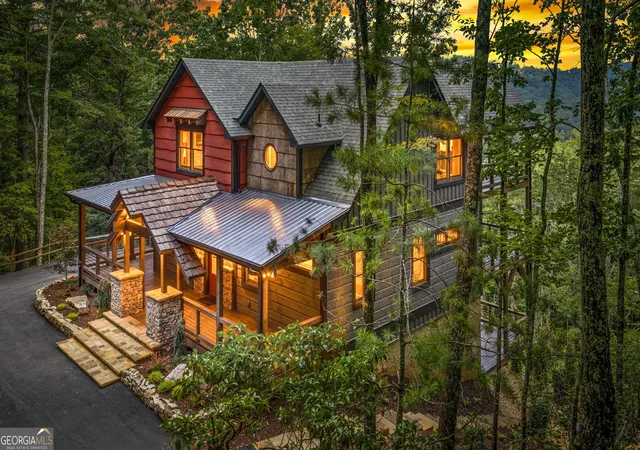 Photo 4 of Single family home for sale at 363 Griffith Parkway, Blue Ridge, GA 30513 | MLS# 10834246 | Listing updated on 2026-09-18