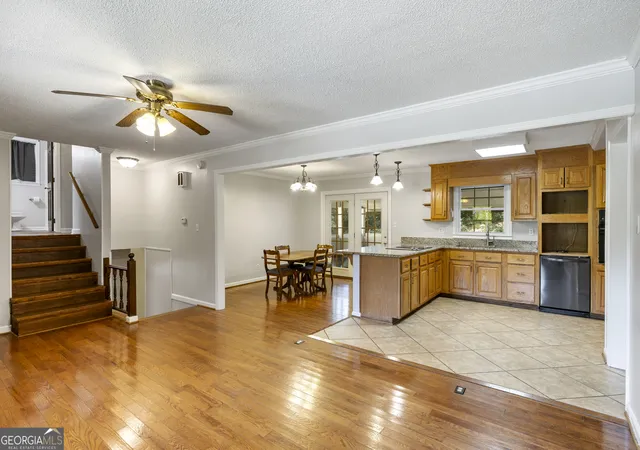 4th image of 10 Thrushwood Rd Ne, Rome, GA 30161 | MLS# 10812958