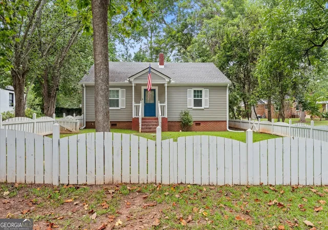 2nd image of 102 Oak St, Washington, GA 30673 | MLS# 10810076
