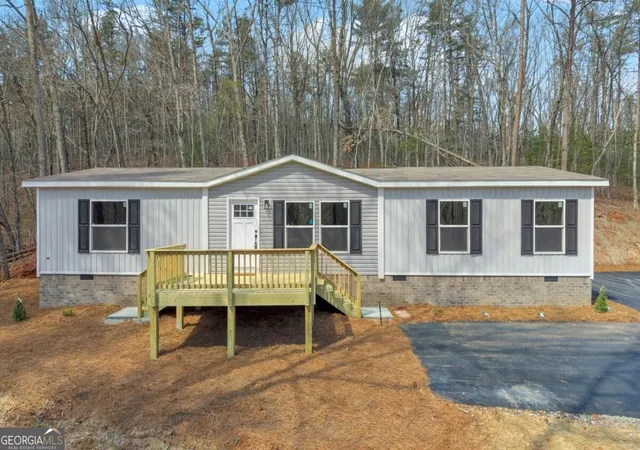 Photo 1 of Manufactured home for sale at 136 Poplar Dr, Dawsonville, GA 30534 | MLS# 10857184 | Listing updated on 2026-10-29