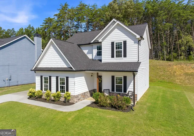 Photo 3 of Single family home for sale at 6353 Woodland Station Dr, Lula, GA 30554 | MLS# 10801975 | Listing updated on 2026-10-07