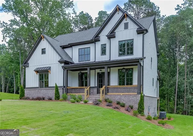 Photo 3 of Single family home for sale at 5370 Settingdown Rd, Cumming, GA 30041 | MLS# 10828510 | Listing updated on 2026-09-02