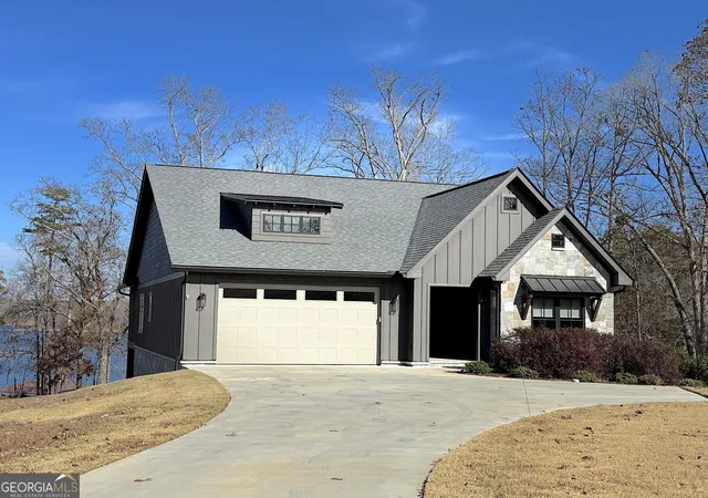 Photo 3 of Single family home for sale at 73 Yacht Club Pointe, Hartwell, GA 30643 | MLS# 10658286 | Listing updated on 2026-09-05