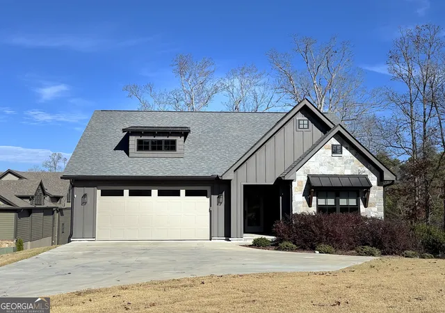 Photo 4 of Single family home for sale at 73 Yacht Club Pointe, Hartwell, GA 30643 | MLS# 10658286 | Listing updated on 2026-09-05