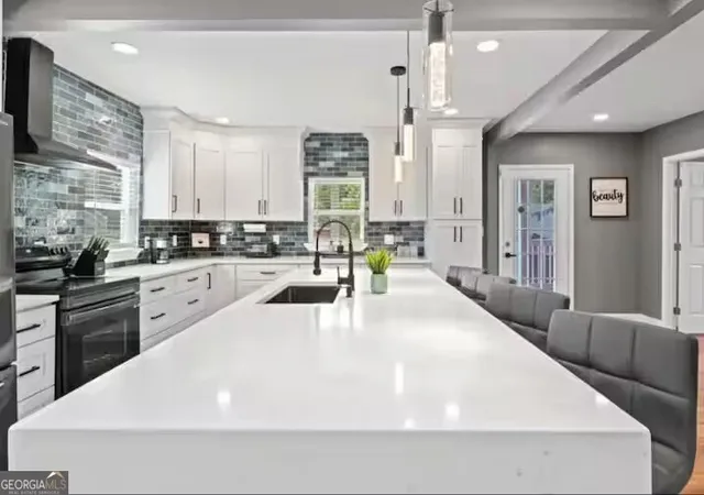 Photo 3 of Single family home for sale at 1204 Martin Luther King Junior Dr Sw, Atlanta, GA 30314 | MLS# 10783835 | Listing updated on 2026-08-10