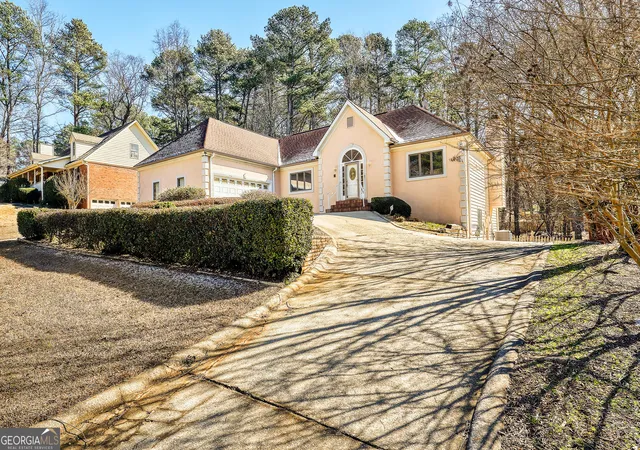 1st image of 1522 Catherine Ct, Suwanee, GA 30024 | MLS# 10699979