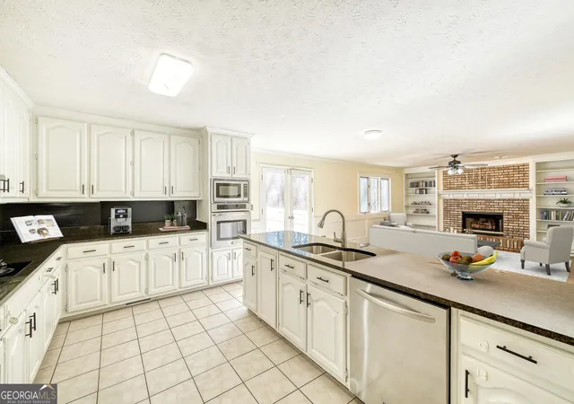 5th image of 1522 Catherine Ct, Suwanee, GA 30024 | MLS# 10699979