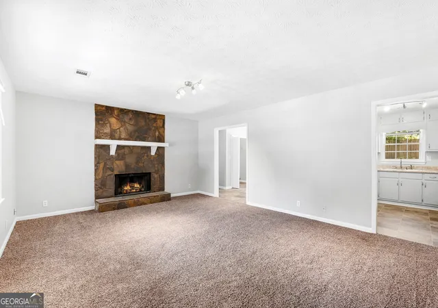 3rd image of 730 Shoreline Trl Se, Conyers, GA 30094 | MLS# 10793903
