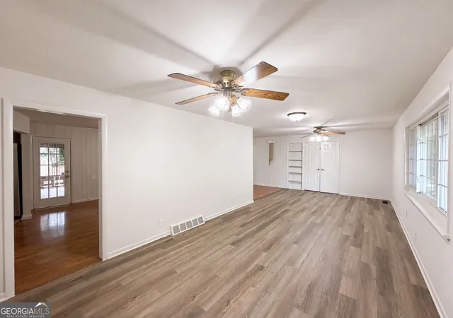 3rd image of 210 Pinewood Ln, Stockbridge, GA 30281 | MLS# 10814399