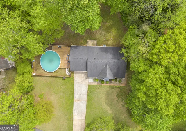 Photo 3 of Single family home for sale at 1517 Country Ct, Auburn, GA 30011 | MLS# 10727099 | Listing updated on 2026-04-12
