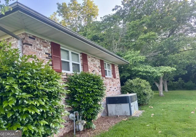 Homes for sale in Hawkinsville, GA | 66 Lakeview Dr, Hawkinsville, GA 31036 | MLS# 10764946