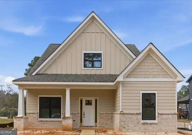 Photo 3 of Single family home for sale at 44 Puckett Rd, Cartersville, GA 30120 | MLS# 10706251 | Listing updated on 2026-06-03