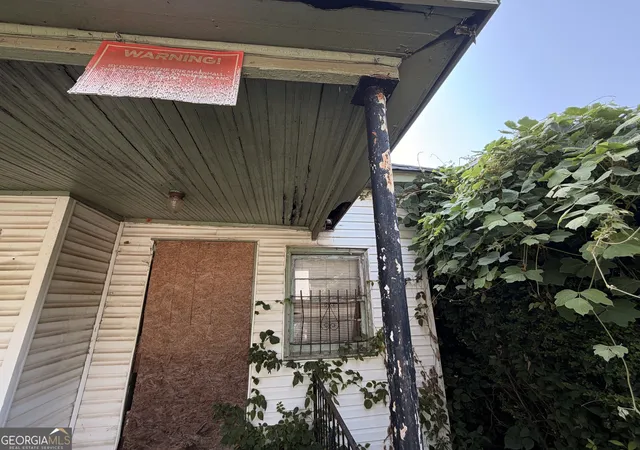 2nd image of 806 Welch St Sw, Atlanta, GA 30310 | MLS# 10819127