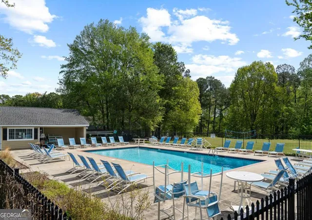 Listing Photo 2 - Condo for sale in building located at 1468 Briarwood Rd Ne, Atlanta, GA 30319 - Unit #602
