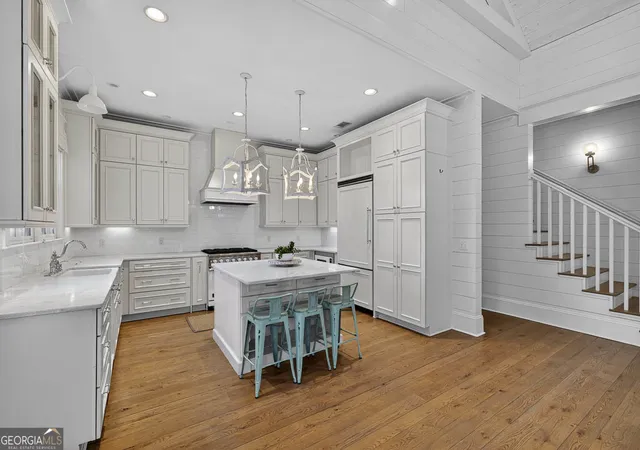 3rd image of 1030 Village Oaks Lane, St. Simons, GA 31522 | MLS# 10804670