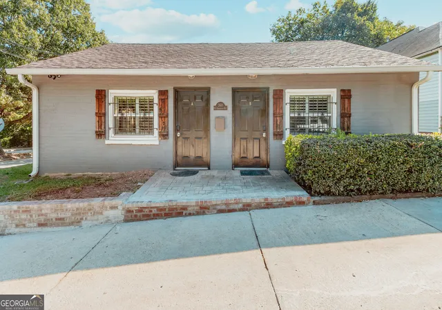 Photo 1 of Multi family home for sale at 360 Ralph David Abernathy Blvd Sw, Atlanta, GA 30312 | MLS# 10877047 | Listing updated on 2026-10-28