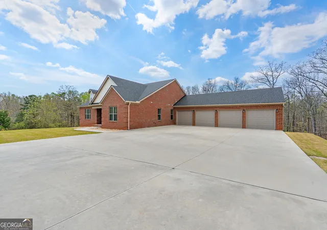 Homes for sale in Franklin, GA | 733 Cherry Rd, Franklin, GA 30217 | MLS# 10690735