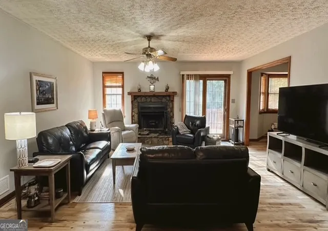 Photo 3 of Sale Pending at 245 W Kelly Lake Rd, Brooks, GA 30205 | MLS# 10817942 | Listing updated on 2026-08-13