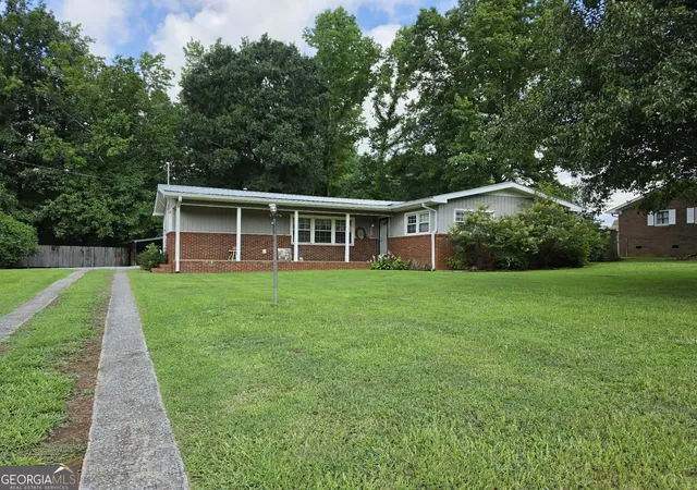 Photo 1 of Single family home for sale at 534 Maple Dr, Summerville, GA 30747 | MLS# 10819586 | Listing updated on 2026-09-16