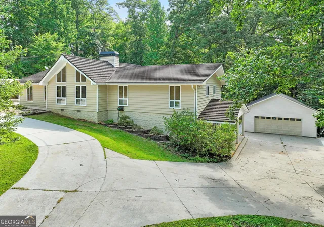 Photo 3 of Single family home for sale at 3071 White Rd Ne, Conyers, GA 30012 | MLS# 10796858 | Listing updated on 2026-09-19