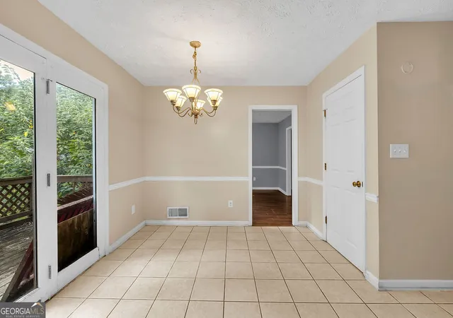 Photo 2 of Single family home for sale at 1102 Plantation Dr Se, Conyers, GA 30094 | MLS# 10823122 | Listing updated on 2026-10-30