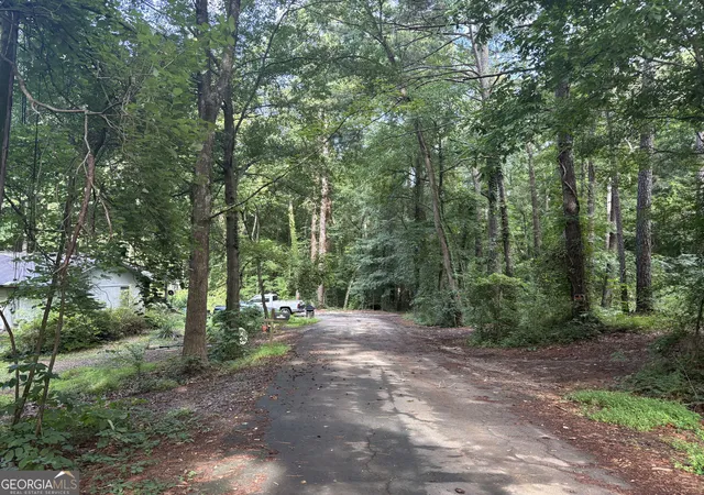 1st image of 400 Sunset Dr Se, Acworth, GA 30102 | MLS# 10827155