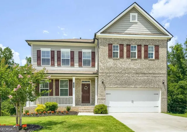 Photo 1 of Single family home for sale at 7850 Bristol Valley Dr, Cumming, GA 30028 | MLS# 10797535 | Listing updated on 2026-08-11