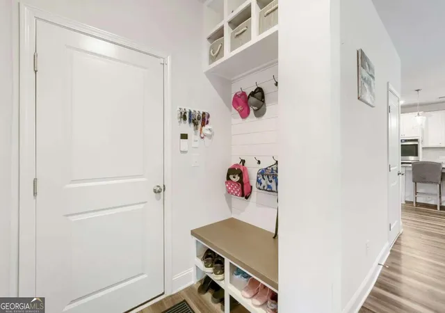 Photo 3 of Single family home for sale at 7850 Bristol Valley Dr, Cumming, GA 30028 | MLS# 10797535 | Listing updated on 2026-08-11