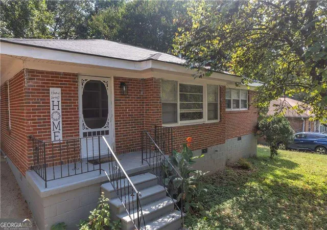 Photo 1 of Single family home for sale at 5570 Ash St, Forest Park, GA 30297 | MLS# 10616880 | Listing updated on 2026-03-21