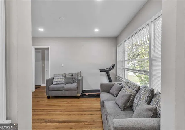Photo 3 of Single family home for sale at 5570 Ash St, Forest Park, GA 30297 | MLS# 10616880 | Listing updated on 2026-03-21