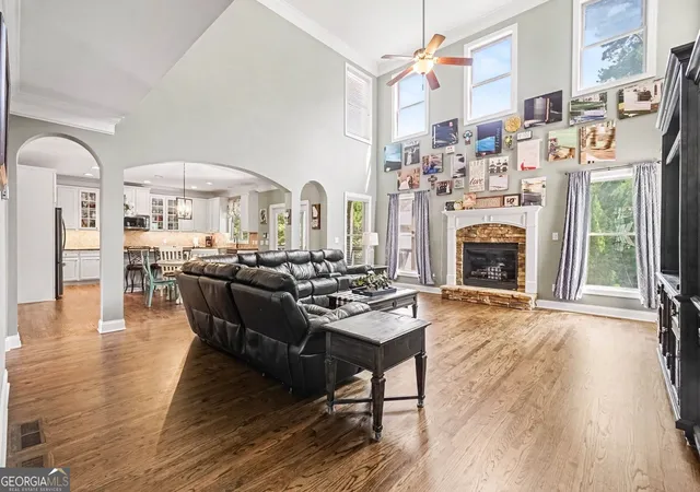 Photo 2 of Sale Pending at 5067 Julia Wy, Powder Springs, GA 30127 | MLS# 10829724 | Listing updated on 2026-08-24