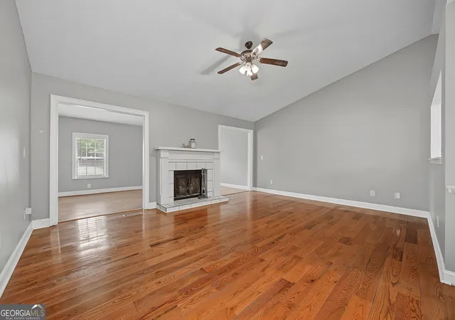 Photo 3 of Sale Pending at 1621 Black Hickory Pl, Norcross, GA 30093 | MLS# 10826398 | Listing updated on 2026-08-20