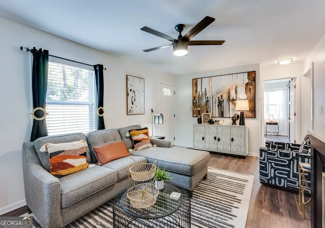 4th image of 946 Astor Ave Sw, Atlanta, GA 30310 | MLS# 10786799