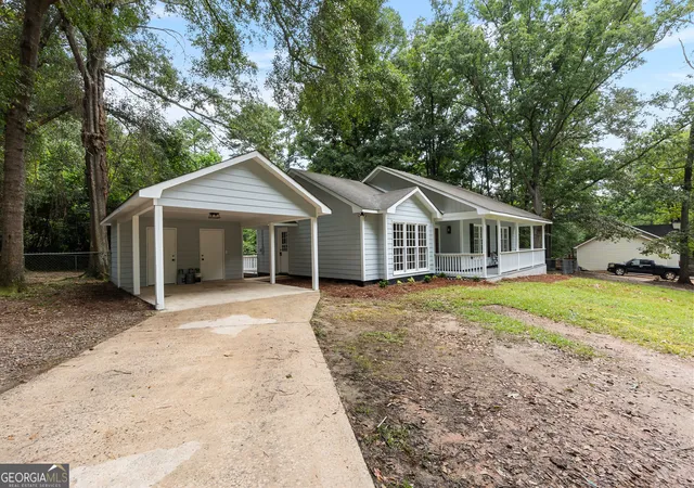 Photo 2 of Sale Pending at 108 Alpine Dr, Byron, GA 31008 | MLS# 10826290 | Listing updated on 2026-08-24