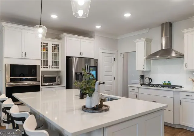 Photo 3 of Single family home for sale at 6940 Manchester Dr, Flowery Branch, GA 30542 | MLS# 10738536 | Listing updated on 2026-07-31