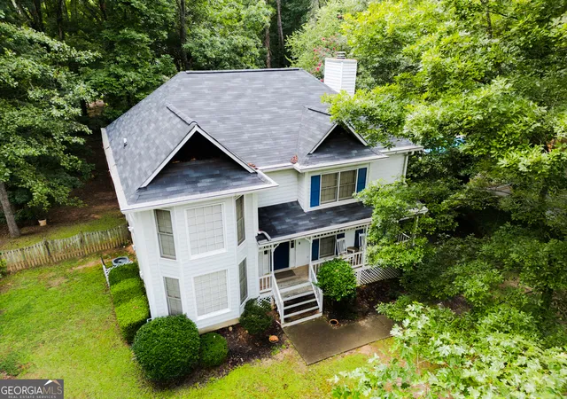 Photo 2 of Single family home for sale at 220 Creekwood Trl, Fayetteville, GA 30214 | MLS# 10816138 | Listing updated on 2026-09-02