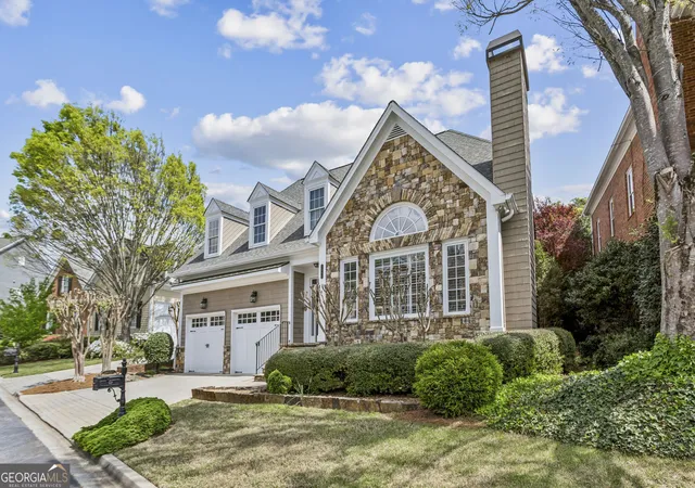 Photo 2 of Single family home for sale at 3408 Paces Fry Cir Se, Smyrna, GA 30080 | MLS# 10735275 | Listing updated on 2026-09-13