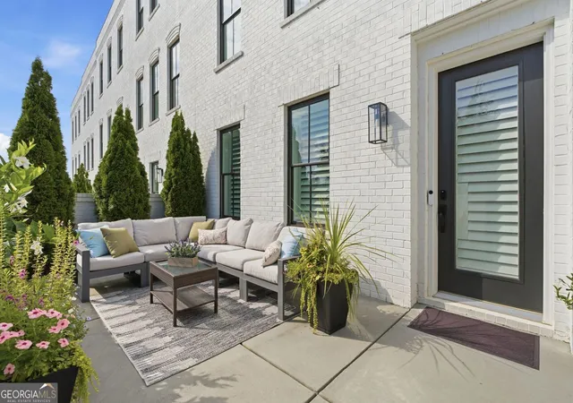 Photo 2 of Townhouse for sale at 6905 Viridian Aly, Alpharetta, GA 30005 | MLS# 10825876 | Listing updated on 2026-09-06